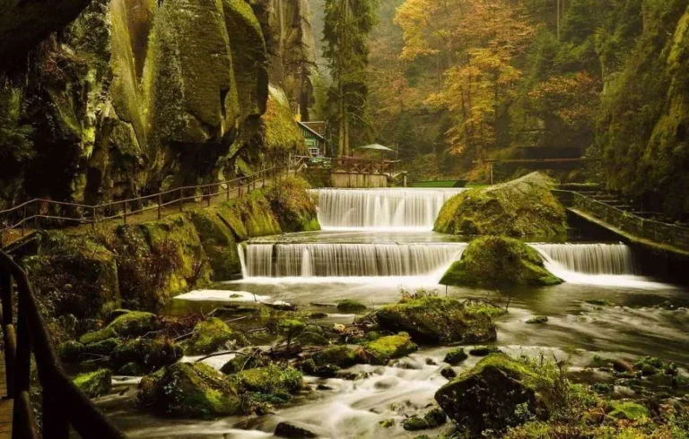 Czech-Bohemian-and-Saxon-Switzerland-National-Park-9-870x555